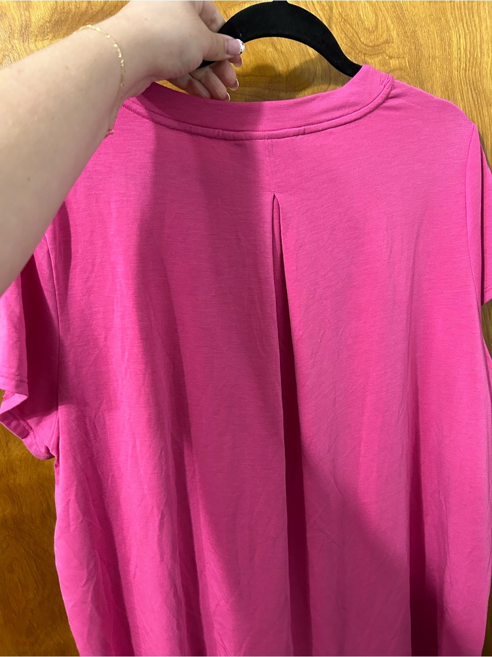 Athleta Hot Pink Short Sleeve Relaxed Tee - Picture 4 of 4